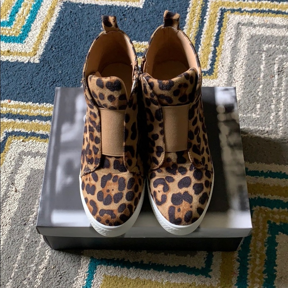 Leopard print wedge sneakers